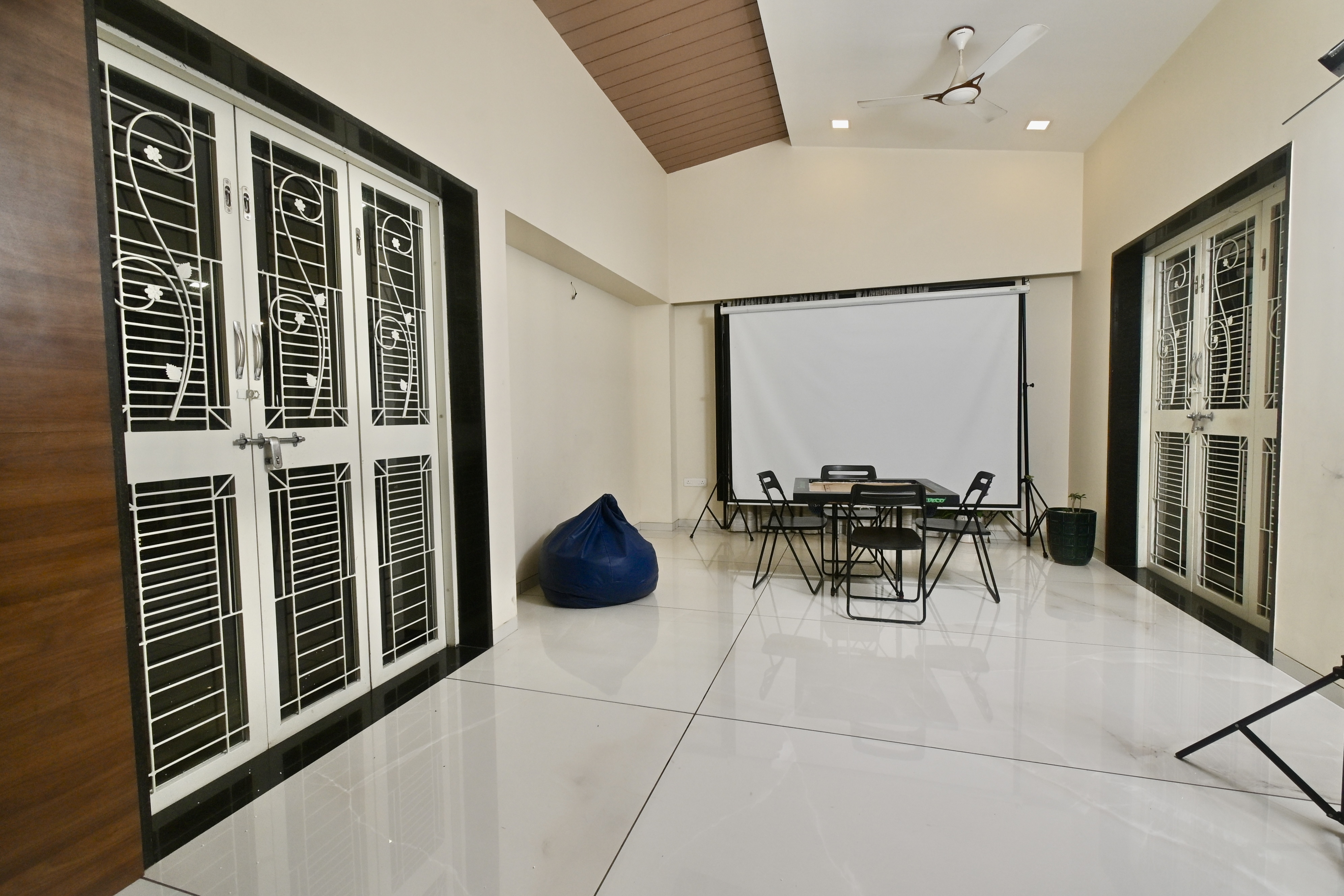 Evara Villa Indoor Games